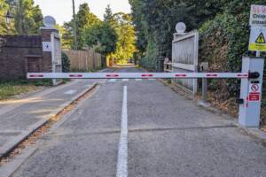 RT Barrier 300×200